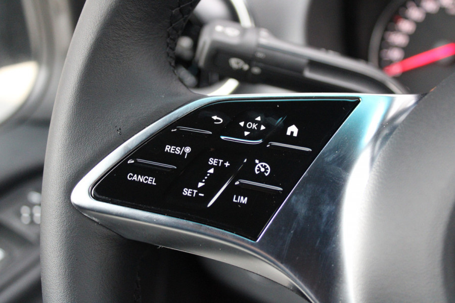 Mercedes-Benz Sprinter 317CDI L2H2 Pro - Mbux 10 - 3.5t Trekhaak - Betimmering - Camera - Carplay - Bind spot - Cruise - Smartphone integratie - Rijkla