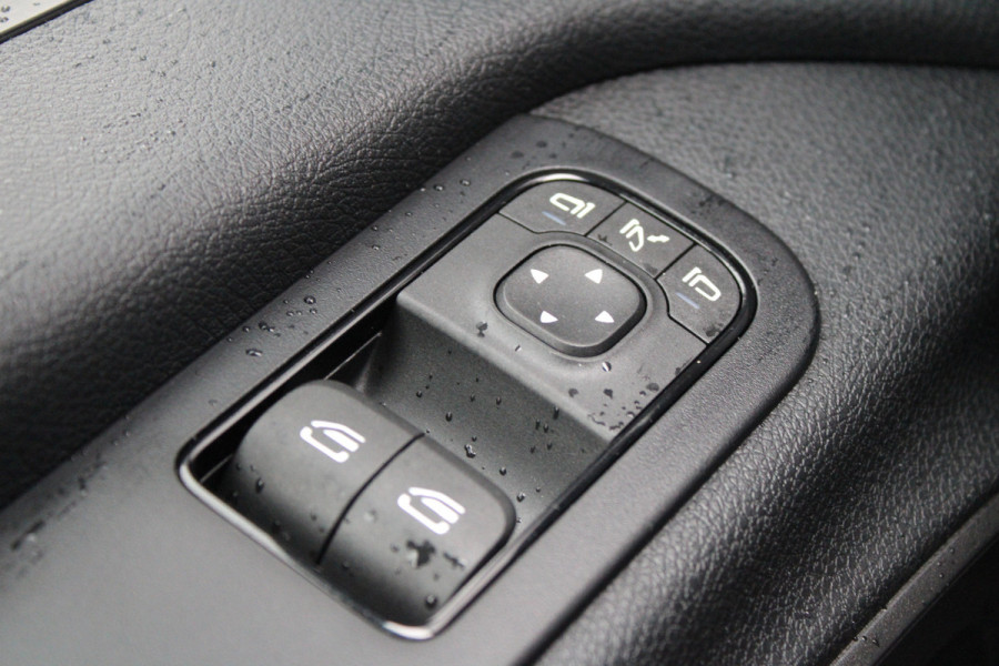 Mercedes-Benz Sprinter 317CDI L2H2 Pro - Mbux 10 - 3.5t Trekhaak - Betimmering - Camera - Carplay - Bind spot - Cruise - Smartphone integratie - Rijkla