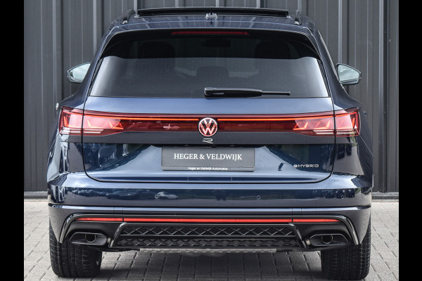 Volkswagen Touareg 3.0 TSi eHybrid 4MOTION R | HEAD-UP | DYNAUDIO | 360 CAMERA | SOFT-CLOSE | PANORAMADAK | KEYLESS ACCESS | STOELMASSAGE | TREKHAA