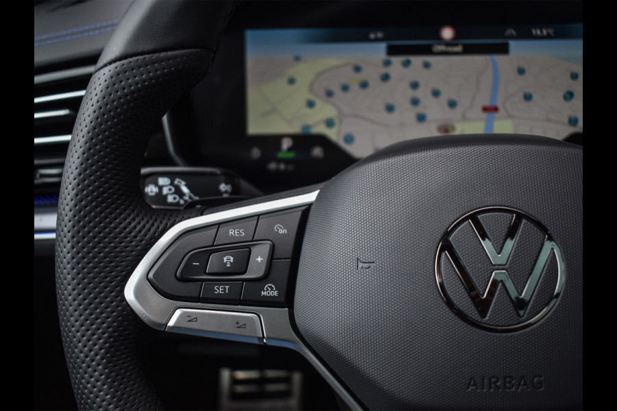 Volkswagen Touareg 3.0 TSi eHybrid 4MOTION R | HEAD-UP | DYNAUDIO | 360 CAMERA | SOFT-CLOSE | PANORAMADAK | KEYLESS ACCESS | STOELMASSAGE | TREKHAA