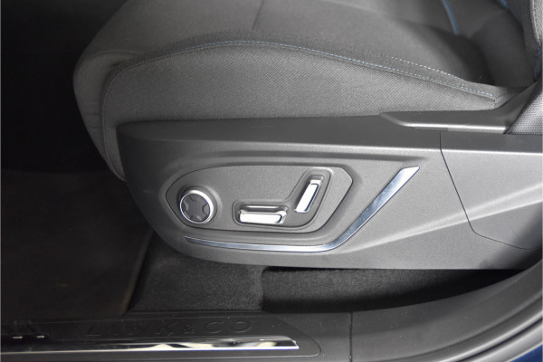 Lynk & Co 01 1.5 PHEV 261PK MY23 | 360 Camera | 7.4 kWh boordlader | Donkere hemel | S/K-panodak | Adapt. Cruise | Memory | Elek. klep | LM 20" | 1874