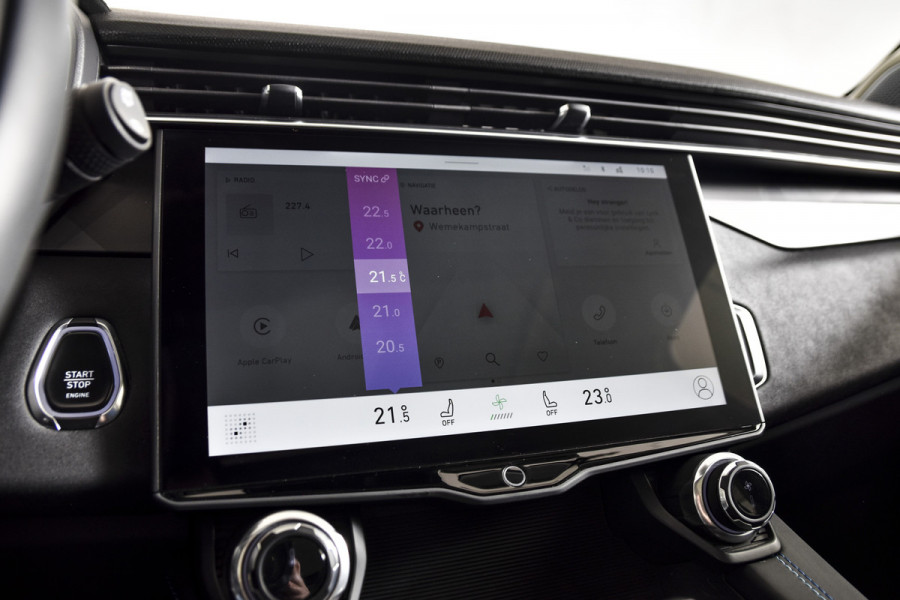 Lynk & Co 01 1.5 PHEV 261PK MY23 | 360 Camera | 7.4 kWh boordlader | Donkere hemel | S/K-panodak | Adapt. Cruise | Memory | Elek. klep | LM 20" | 1874