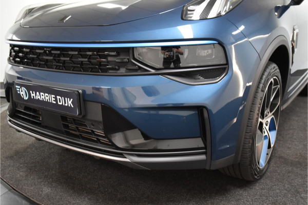 Lynk & Co 01 1.5 PHEV 261PK MY23 | 360 Camera | 7.4 kWh boordlader | Donkere hemel | S/K-panodak | Adapt. Cruise | Memory | Elek. klep | LM 20" | 1874