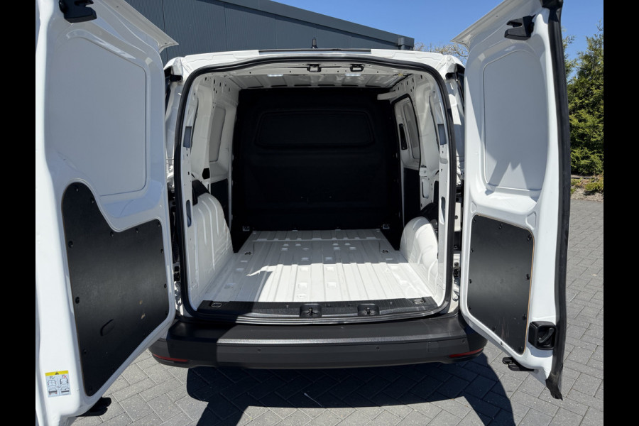 Volkswagen Caddy Cargo 2.0 TDI 123 PK AUTOMAAT COMFORT / L1H1 / 1e EIG. / AIRCO / CRUISE / NAVI / PDC / 220 V