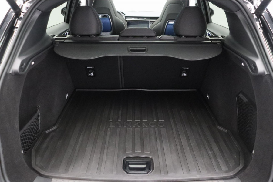 Lynk & Co 01 1.5 261PK Plug-in Hybrid Zwarte Hemel 360 Camera Pano/dak Apple/Carplay Adaptive/Cruise