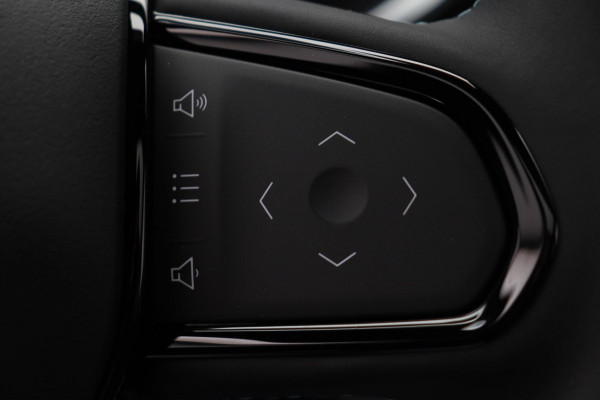 Lynk & Co 01 1.5 261PK Plug-in Hybrid Zwarte Hemel 360 Camera Pano/dak Apple/Carplay Adaptive/Cruise