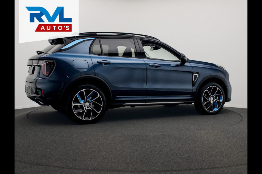Lynk & Co 01 1.5 261PK Plug-in Hybrid Zwarte Hemel 360 Camera Pano/dak Apple/Carplay Adaptive/Cruise