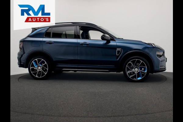 Lynk & Co 01 1.5 261PK Plug-in Hybrid Zwarte Hemel 360 Camera Pano/dak Apple/Carplay Adaptive/Cruise
