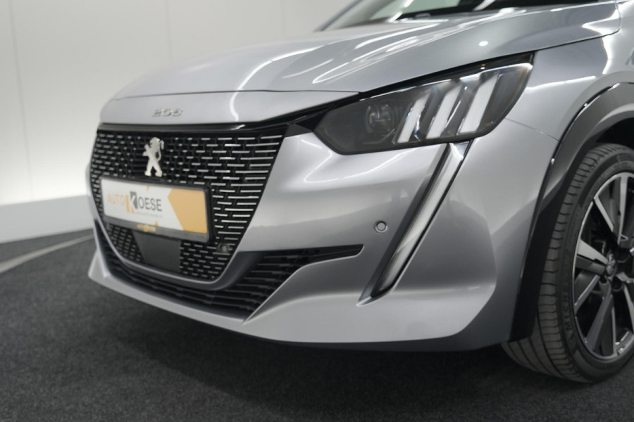 Peugeot 208 PureTech 100 GT-Line | Camera | Navigatie | Parkeersensoren | Apple Carplay