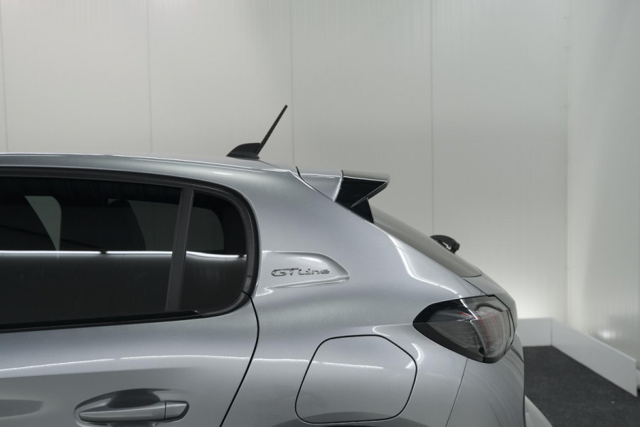 Peugeot 208 PureTech 100 GT-Line | Camera | Navigatie | Parkeersensoren | Apple Carplay