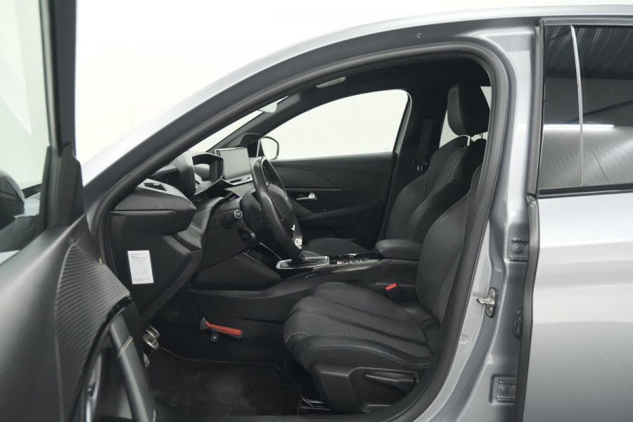 Peugeot 208 PureTech 100 GT-Line | Camera | Navigatie | Parkeersensoren | Apple Carplay