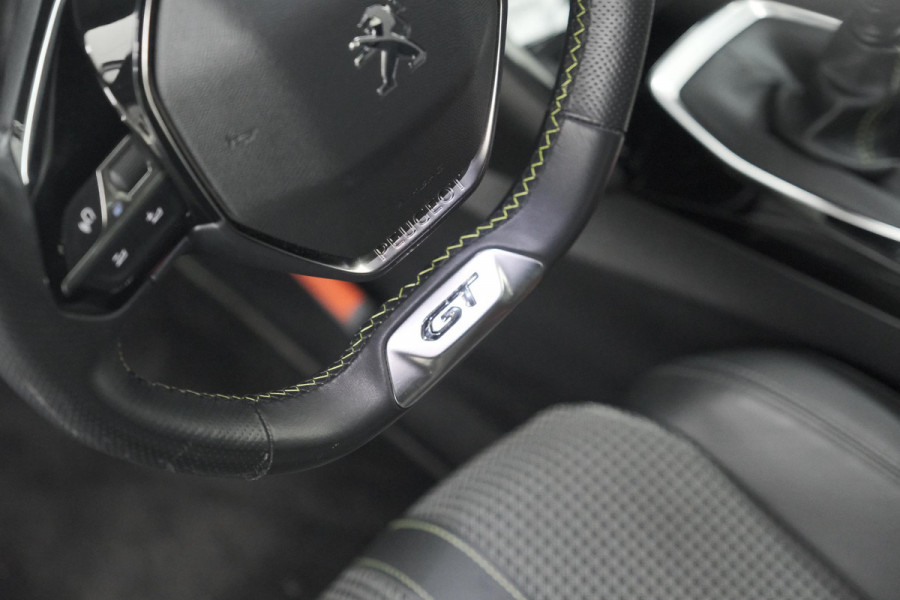 Peugeot 208 PureTech 100 GT-Line | Camera | Navigatie | Parkeersensoren | Apple Carplay