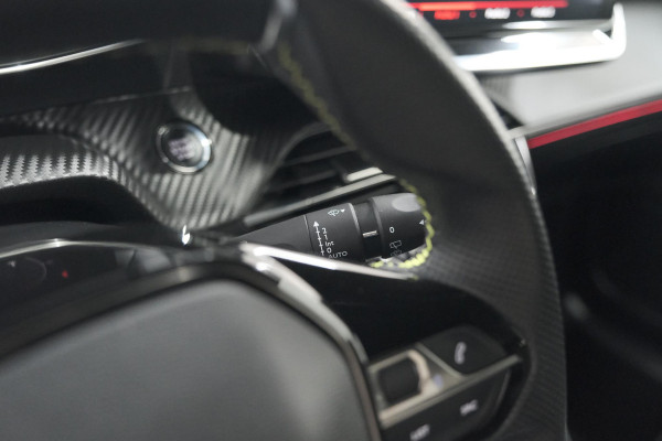 Peugeot 208 PureTech 100 GT-Line | Camera | Navigatie | Parkeersensoren | Apple Carplay