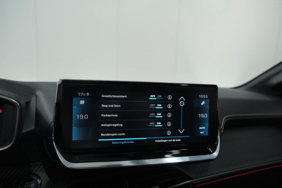 Peugeot 208 PureTech 100 GT-Line | Camera | Navigatie | Parkeersensoren | Apple Carplay