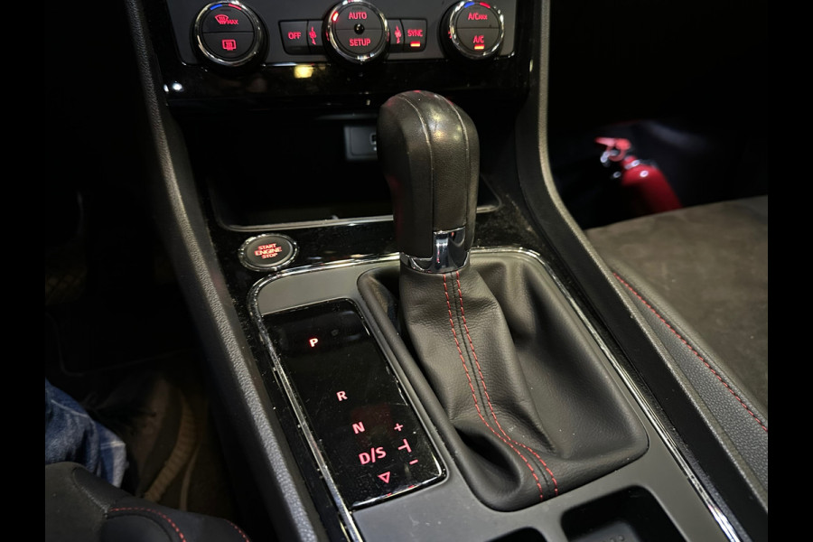 Seat León ST 1.5 TSI FR Ultimate Edition PANO /VIRTUAL/ADAPTIVE CRUISE CONTROL