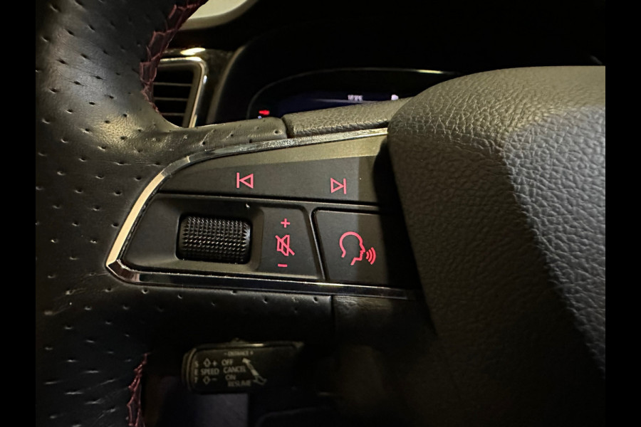 Seat León ST 1.5 TSI FR Ultimate Edition PANO /VIRTUAL/ADAPTIVE CRUISE CONTROL