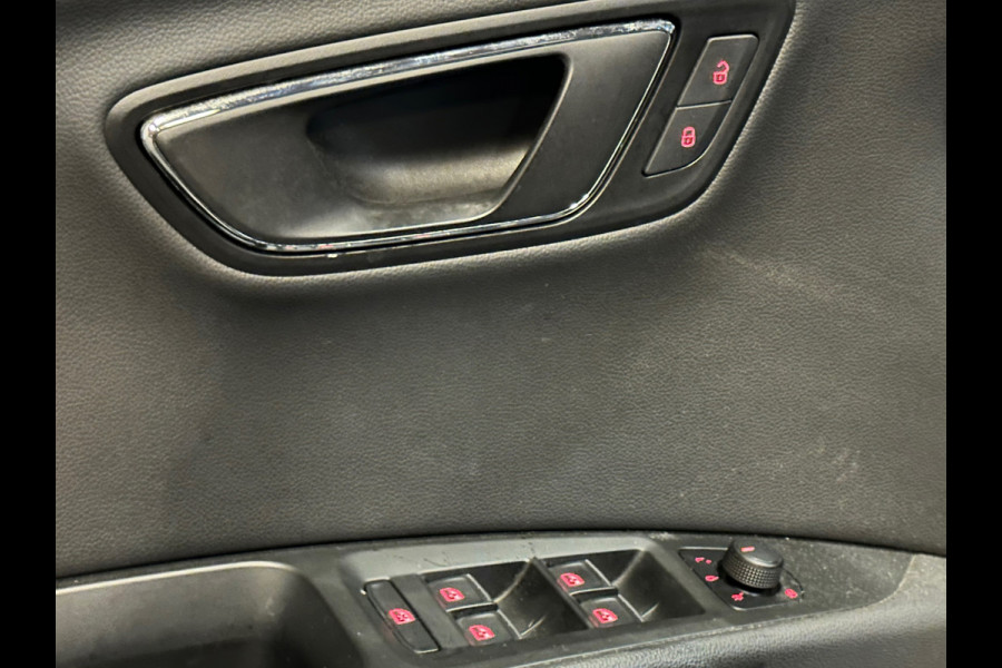 Seat León ST 1.5 TSI FR Ultimate Edition PANO /VIRTUAL/ADAPTIVE CRUISE CONTROL