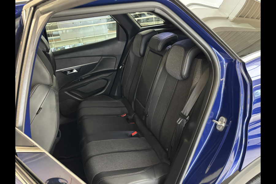 Peugeot 3008 1.2 PureTech GT Line Navigatie | Elektrische achterklep | Achteruitrijcamera | Dodehoekdetectie | NIEUWE DISTRIBUTIE