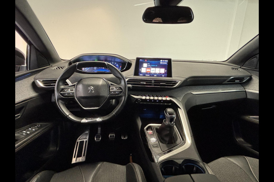 Peugeot 3008 1.2 PureTech GT Line Navigatie | Elektrische achterklep | Achteruitrijcamera | Dodehoekdetectie | NIEUWE DISTRIBUTIE