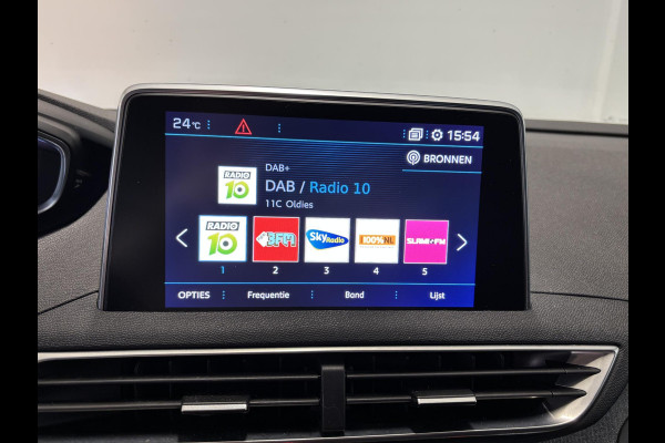 Peugeot 3008 1.2 PureTech GT Line Navigatie | Elektrische achterklep | Achteruitrijcamera | Dodehoekdetectie | NIEUWE DISTRIBUTIE