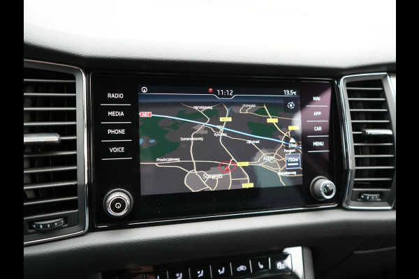 Škoda Kodiaq 1.5 TSI Ambition 150 pk DSG | Trekhaak af Fabriek | Carplay | Stoelverwarming | Spraakbediening | Navigatiesysteem full map |  Dab |