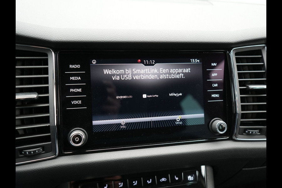 Škoda Kodiaq 1.5 TSI Ambition 150 pk DSG | Trekhaak af Fabriek | Carplay | Stoelverwarming | Spraakbediening | Navigatiesysteem full map |  Dab |