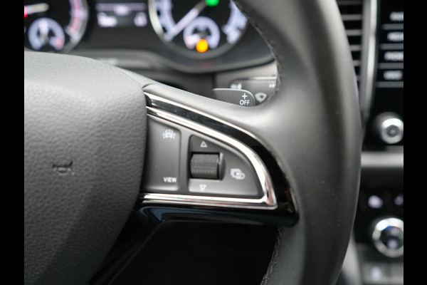Škoda Kodiaq 1.5 TSI Ambition 150 pk DSG | Trekhaak af Fabriek | Carplay | Stoelverwarming | Spraakbediening | Navigatiesysteem full map |  Dab |