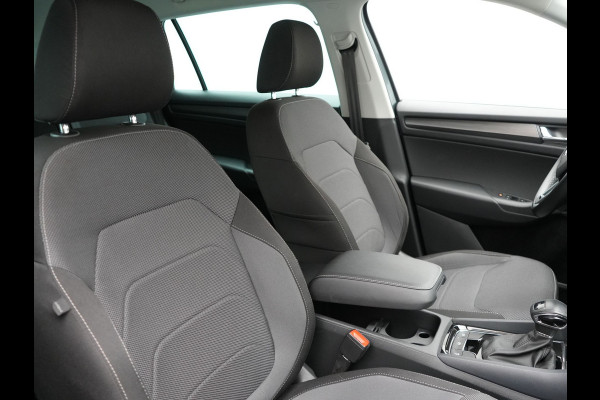 Škoda Kodiaq 1.5 TSI Ambition 150 pk DSG | Trekhaak af Fabriek | Carplay | Stoelverwarming | Spraakbediening | Navigatiesysteem full map |  Dab |