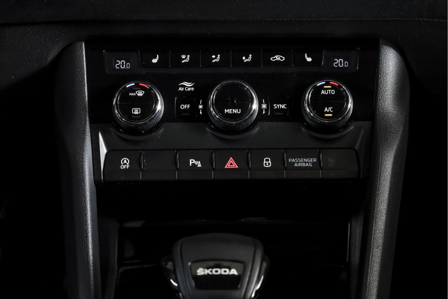 Škoda Karoq 1.5 TSI ACT 150 PK Business Edition Plus - Automaat | Dig.Cockpit | Adapt.Cruise | Stoel-+Stuurverw. | PDC | Camera | NAV + App.Connect | ECC | DAB | LM 17" |