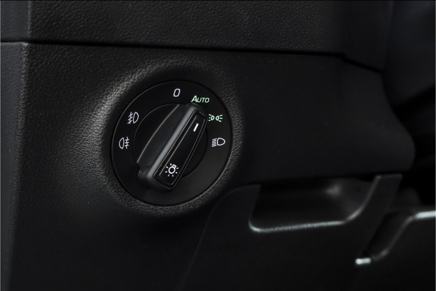 Škoda Karoq 1.5 TSI ACT 150 PK Business Edition Plus - Automaat | Dig.Cockpit | Adapt.Cruise | Stoel-+Stuurverw. | PDC | Camera | NAV + App.Connect | ECC | DAB | LM 17" |