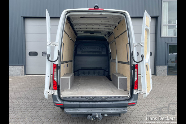 Mercedes-Benz Sprinter 317 L2H2 MBUX 170PK Airco Navigatie Trekhaak Camera Parkeersensoren BPM Vrij