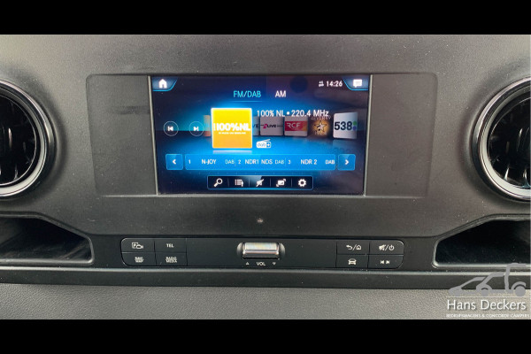 Mercedes-Benz Sprinter 317 L2H2 MBUX 170PK Airco Navigatie Trekhaak Camera Parkeersensoren BPM Vrij