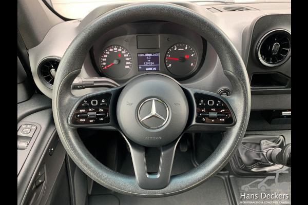 Mercedes-Benz Sprinter 317 L2H2 MBUX 170PK Airco Navigatie Trekhaak Camera Parkeersensoren BPM Vrij