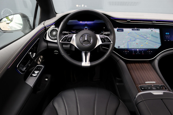 Mercedes-Benz EQE 300 AMG Line 89 kWh | Hyperscreen |  Achterasbesturing | Distronic+ | Panoramadak | Burmester | Digital Light | Verwarmd Stuurwiel | Warmtepomp | Luchtkwaliteitspakket |