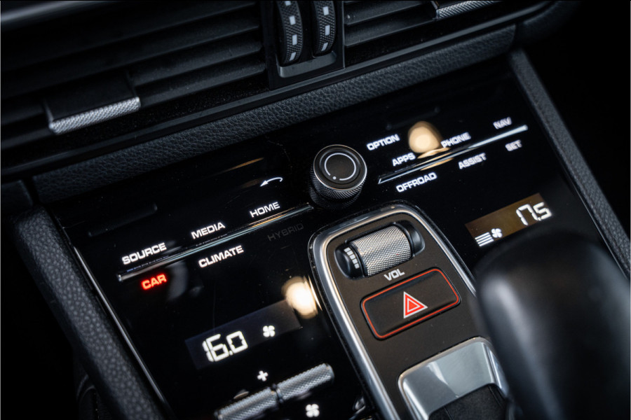 Porsche Cayenne 3.0 E-Hybrid Platinum Edition - Sport Chrono | Panorama | Luchtvering | Bose | Elek. Trekhaak