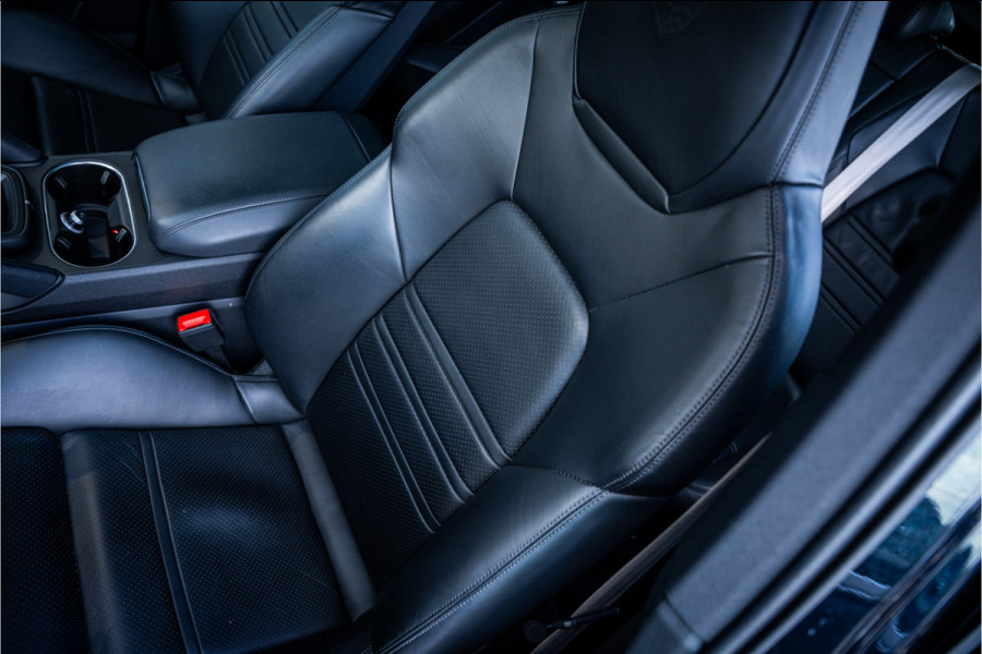 Porsche Cayenne 3.0 E-Hybrid Platinum Edition - Sport Chrono | Panorama | Luchtvering | Bose | Elek. Trekhaak