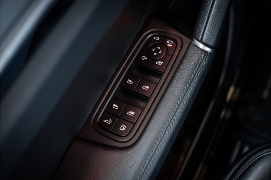 Porsche Cayenne 3.0 E-Hybrid Platinum Edition - Sport Chrono | Panorama | Luchtvering | Bose | Elek. Trekhaak