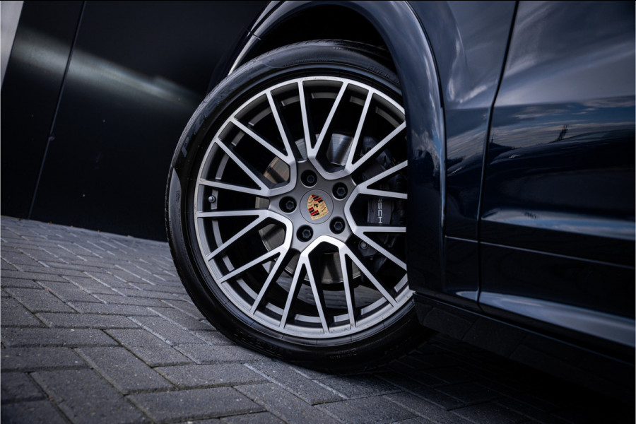 Porsche Cayenne 3.0 E-Hybrid Platinum Edition - Sport Chrono | Panorama | Luchtvering | Bose | Elek. Trekhaak