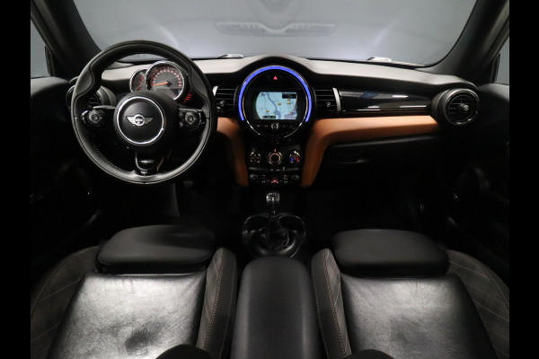 MINI Mini 1.5 Cooper Business Seven [NAVIGATIE, VOL LEDER, SPORTSTOELEN, CRUISE CONTROL, AIRCO, BLUETOOTH, NIEUWSTAAT]