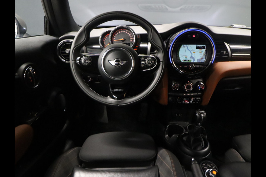 MINI Mini 1.5 Cooper Business Seven [NAVIGATIE, VOL LEDER, SPORTSTOELEN, CRUISE CONTROL, AIRCO, BLUETOOTH, NIEUWSTAAT]