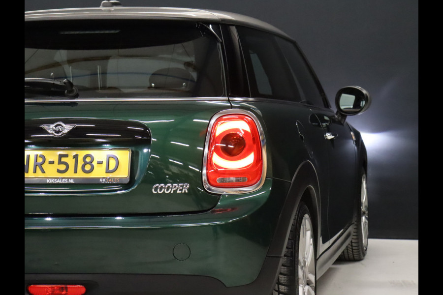 MINI Mini 1.5 Cooper Business Seven [NAVIGATIE, VOL LEDER, SPORTSTOELEN, CRUISE CONTROL, AIRCO, BLUETOOTH, NIEUWSTAAT]