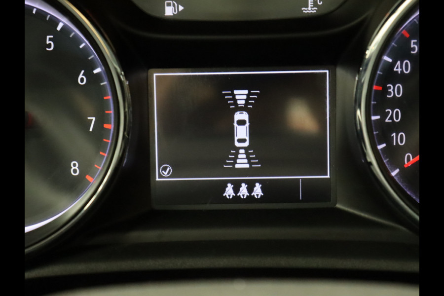 Opel Astra 1.0 Turbo Business [TREKHAAK, PARKEERSENSOR V+A, NAVIGATIE, CRUISE CONTROL, CLIMATE CONTROL, NIEUWSTAAT]
