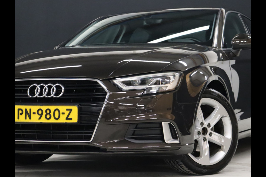 Audi A3 Limousine 1.5 TFSI CoD Sport Lease Edition [TREKHAAK INKLAPBAAR, PARKEERSENSOR ACHTER, NAVIGATIE, CRUISE CONTROL, AIRCO, NIEUWSTAAT]