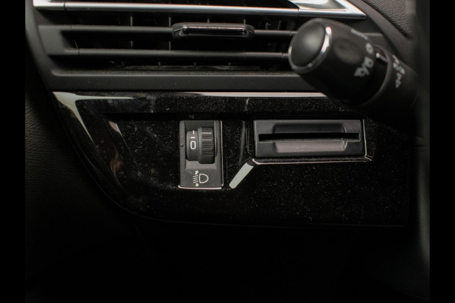 Citroën Grand C4 Picasso 1.2 PureTech Business 7P.(APPLE CARPLAY,NAVI,LED,CRUISE,CLIMATE,CAMERA,GETINT,TREKHAAK,NETTESTAAT)