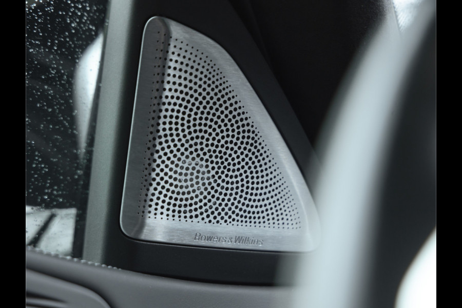 BMW X6 M Competition - Pano - Bowers & Wilkins - M-Driver's Pack - Trekhaak