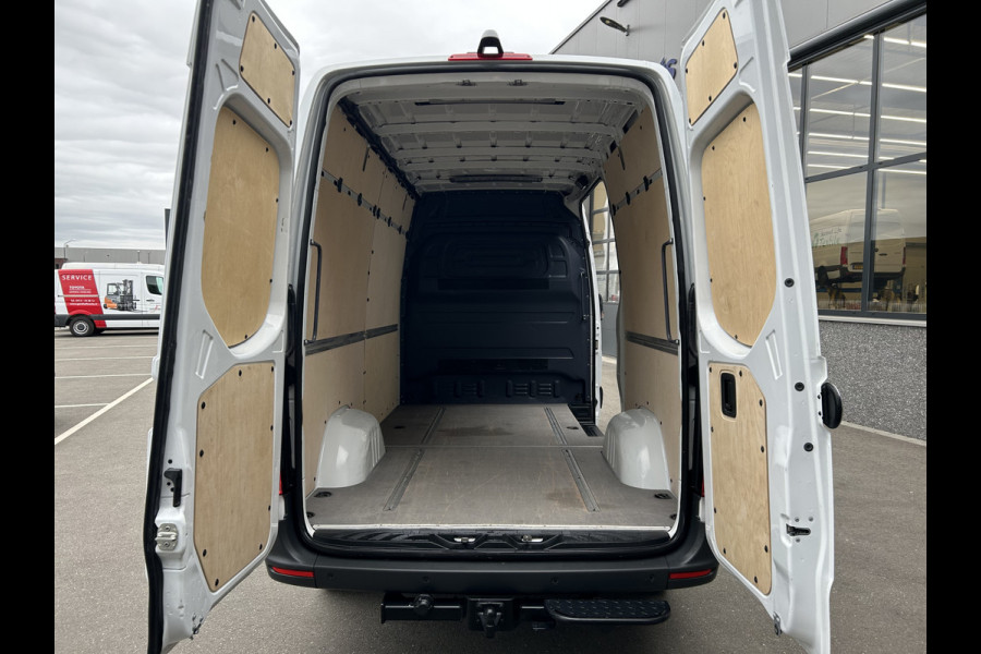 Mercedes-Benz Sprinter 316 CDI L2 H2 3500KG Trekhaak / MBUX / Camera / Navigatie / Parkeersensoren / Airco / 270 Graden achterdeuren