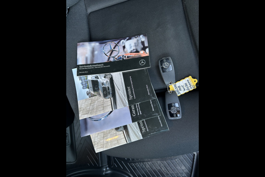 Mercedes-Benz Sprinter 316 CDI L2 H2 3500KG Trekhaak / MBUX / Camera / Navigatie / Parkeersensoren / Airco / 270 Graden achterdeuren
