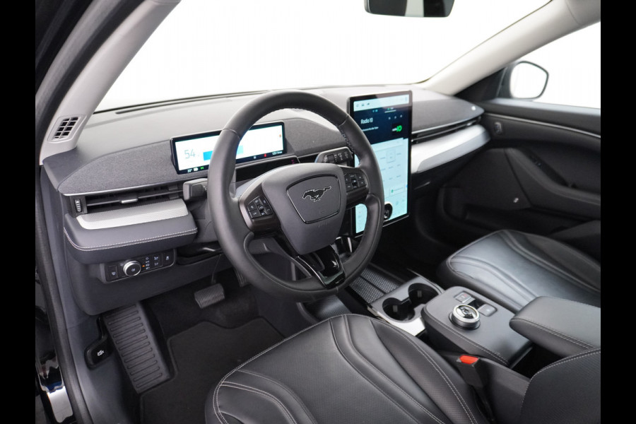 Ford Mustang Mach-E Extended RWD 98 kWh Leer Pano-Dak Auto-Pilot-Adaptive Cruise+Lane Centring Assist en Stop&Go Apple-Android Carplay 360-gr Elektr.verst.Stoelen+geheugen+Verwarmd Bang & OlufsenDual-ECC Fully Active Park Assist Elektr.Achterklep BLISS Driver Alert One-pedal-drive Lane Change Warning en Lane Centering Assist FordKeyless Entry Grootste-Accu+Bereik  59.000 nieuw