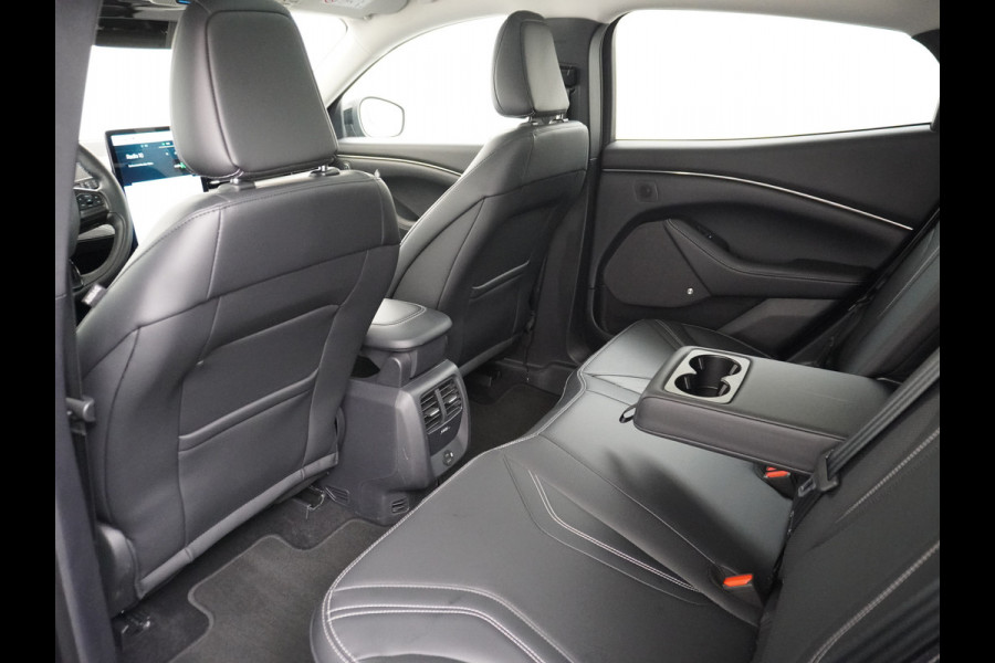 Ford Mustang Mach-E Extended RWD 98 kWh Leer Pano-Dak Auto-Pilot-Adaptive Cruise+Lane Centring Assist en Stop&Go Apple-Android Carplay 360-gr Elektr.verst.Stoelen+geheugen+Verwarmd Bang & OlufsenDual-ECC Fully Active Park Assist Elektr.Achterklep BLISS Driver Alert One-pedal-drive Lane Change Warning en Lane Centering Assist FordKeyless Entry Grootste-Accu+Bereik  59.000 nieuw