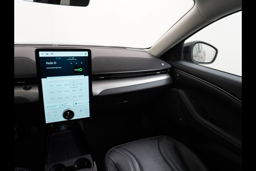 Ford Mustang Mach-E Extended RWD 98 kWh Leer Pano-Dak Auto-Pilot-Adaptive Cruise+Lane Centring Assist en Stop&Go Apple-Android Carplay 360-gr Elektr.verst.Stoelen+geheugen+Verwarmd Bang & OlufsenDual-ECC Fully Active Park Assist Elektr.Achterklep BLISS Driver Alert One-pedal-drive Lane Change Warning en Lane Centering Assist FordKeyless Entry Grootste-Accu+Bereik  59.000 nieuw